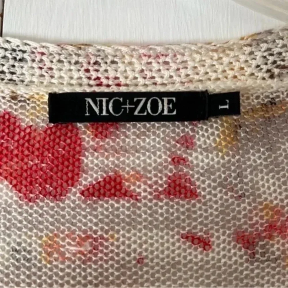 Nic+Zoe | Floral Stripe Linen Blend Open Knit Button Front Cardigan, Large - Picture 5 of 6